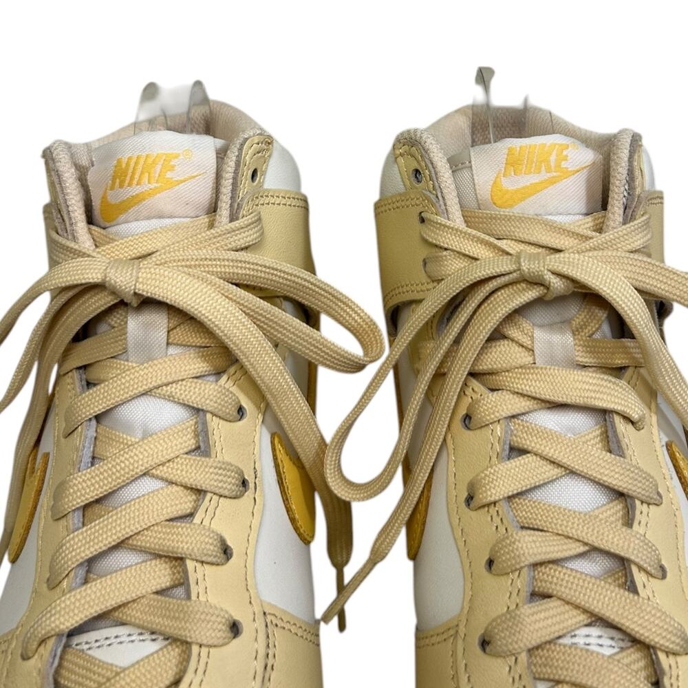 Nike Women's Dunk High-Top Sneakers Two-Tone Pale Vanilla White Yellow Size 7 US - Picture 9 of 12